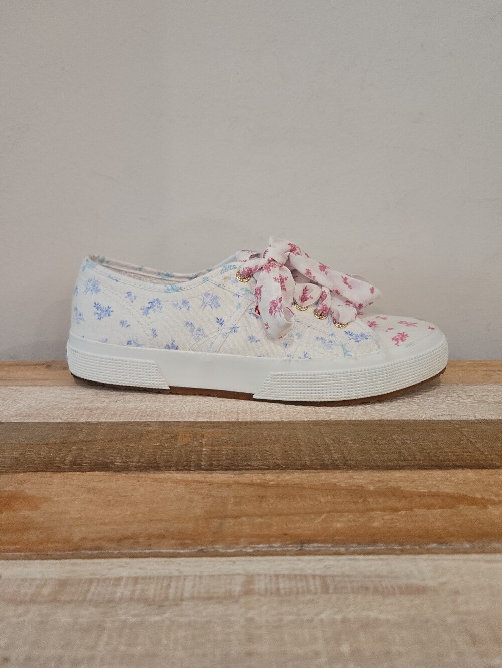 Superga x LoveShackFancy Flower Sneakers Size 41/US 9.5 - Picture 10 of 11